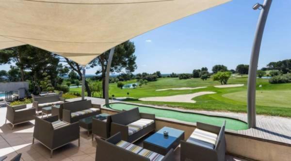 Appartement Cosy Avec Climatisation Reversible Golf De Saumane Exterior photo